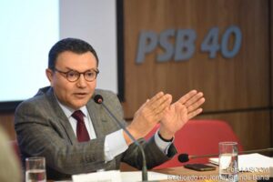 Carlos Siqueira é reeleito presidente nacional do PSB