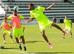 Goiás: Vencer e torcer