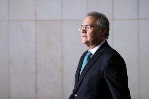 Pedido de afastamento de Janot será analisado pela advocacia do Senado