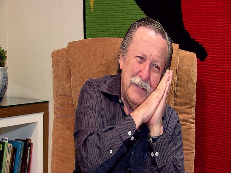 Luciana Savaget discute literatura juvenil com Raphael Montes