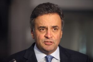 PGR quer investigar Aécio