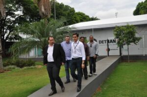 Comitiva baiana do Detran visita autarquia de Goiás