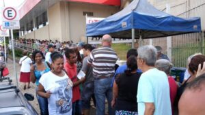 Fila do chequinho vai chegar ao fim em Goiânia com novo sistema de regulação