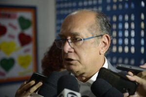 Gilmar Mendes diz que eleição transcorreu “em clima de paz e normalidade”