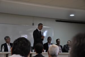 José Eliton inaugura Centro Médico na Ceasa