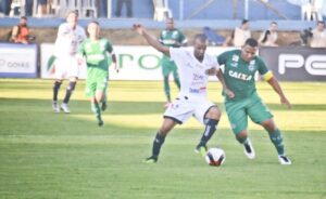 Tudo igual no  Anníbal Batista