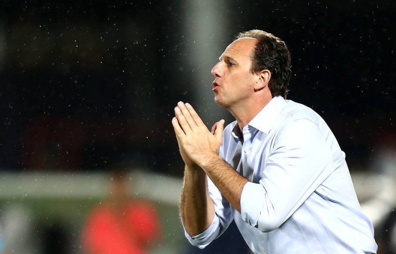 São Paulo demite Rogério Ceni