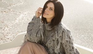 Laura Pausini desembarca no Brasil para gravar parceria com Simone e Simária