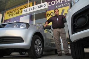 Crise derruba vendas de veículos novos em Goiás