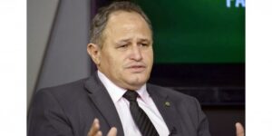 Eliton segue com base afinada durante semana produtiva