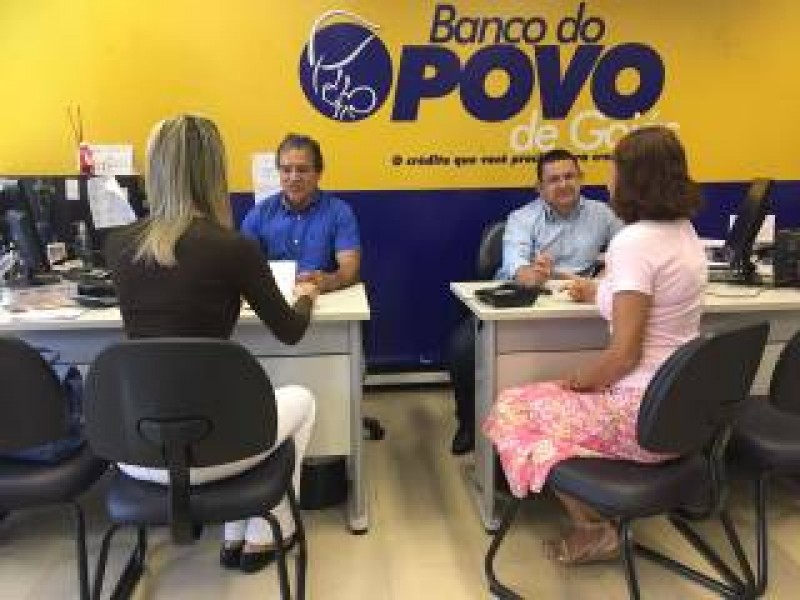 Governador anuncia ampliação de financiamentos do Banco do Povo