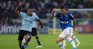Cruzeiro e Grêmio negociam a troca de Edílson e Alisson