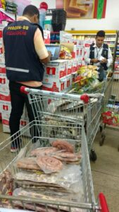 Aumentam fiscalizações em supermercados