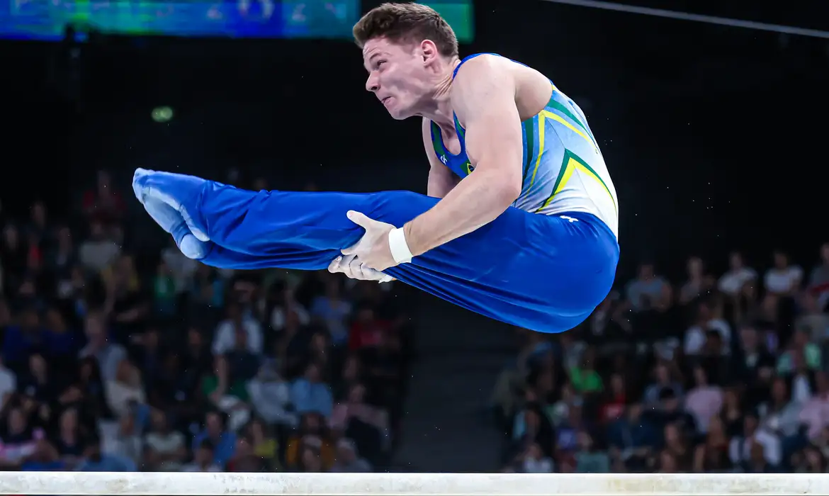 diogo soares vai a final da ginastica art paris 2024 1