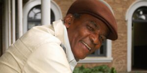 Antônio Pitanga fala no ‘Sem Censura’ sobre novo espetáculo