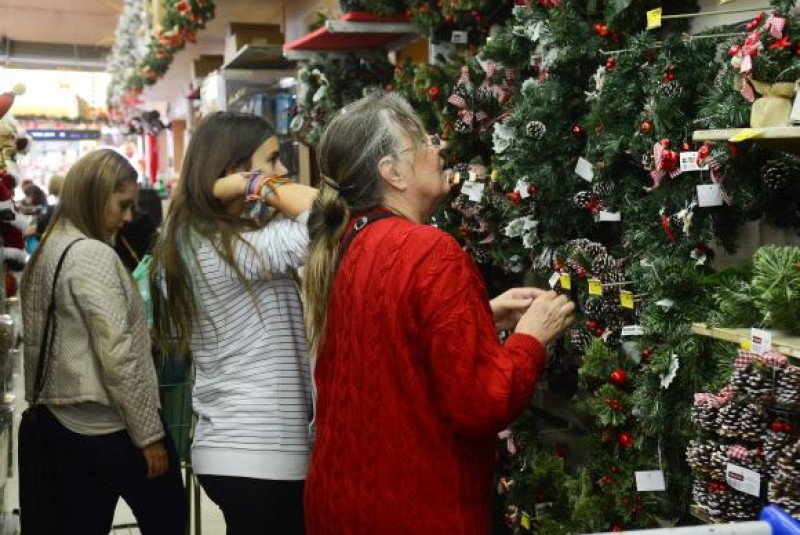 Inflação volta a subir menos para famílias de menor renda