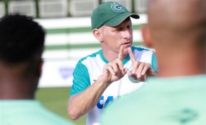 Gilson Kleina  deixa o Goiás