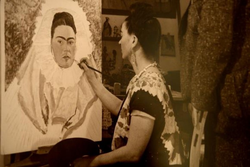 Exposição de Frida Kahlo chega a Brasília