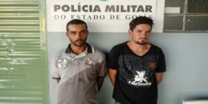 Dupla mata homem com pedaços de concreto em Bonfinópolis