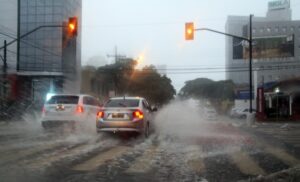 Forte chuva volta a causar estragos