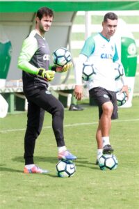 Goiás busca vaga na terceira fase da Copa do Brasil