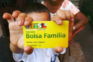 Bolsa Família de abril começou  a ser pago nesta quinta