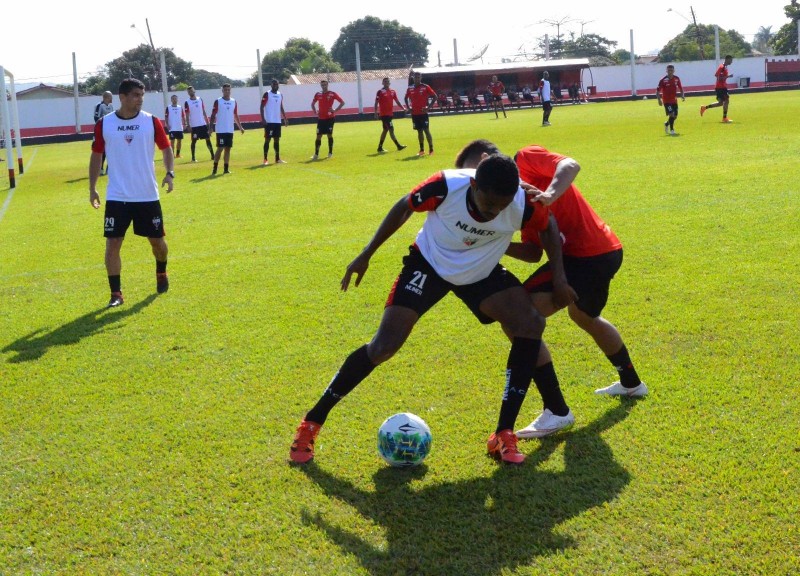 Atlético pode assumir a liderança isolada