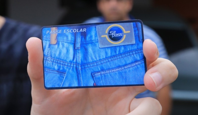 Passe Livre estudantil fica suspenso nas férias