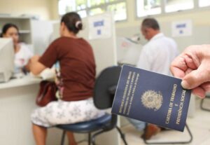 Domésticos podem ficar fora da Reforma Trabalhista