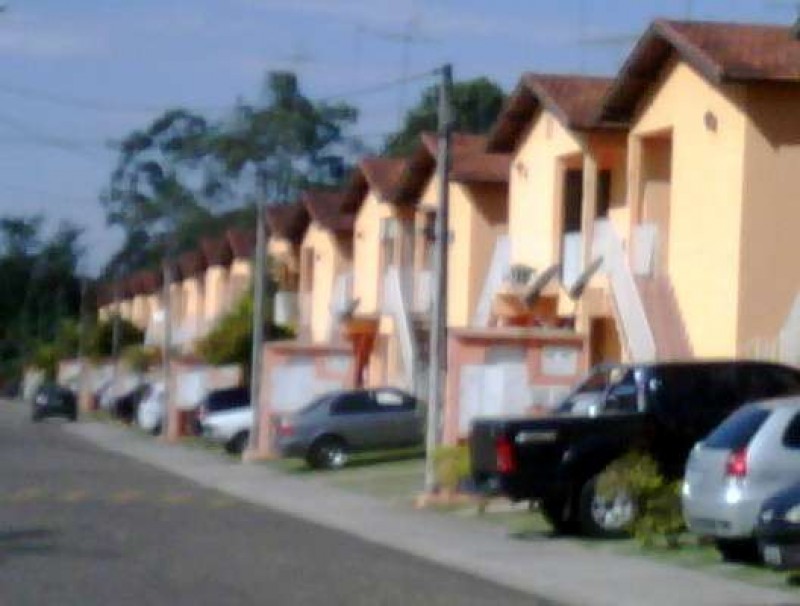 Projeto de lei regulamenta fechamento de ruas para condominios