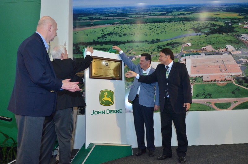 "Expansão da John Deere mostra confiança na economia do País"