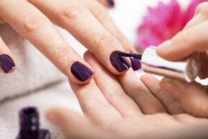 Sine Estadual oferece 14 vagas para manicure nesta quarta-feira