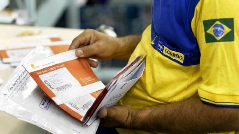 Trabalhadores aceitam proposta e encerram greve nos Correios