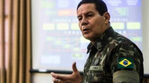 General Mourão é indicado vice na chapa de Bolsonaro