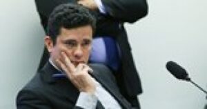 Moro aceita denúncia contra ex-tesoureiro