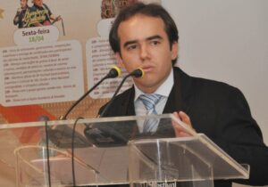 Operação da PF prende prefeito