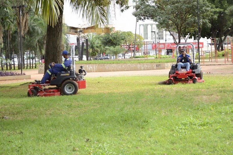 Comurg monta força-tarefa de limpeza em Goiânia