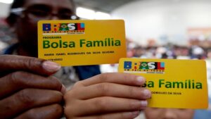 Bolsa Família começa a pagar nesta quarta benefício com reajuste