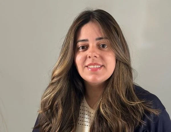 Juliana Perdomo se emociona ao conhecer filho