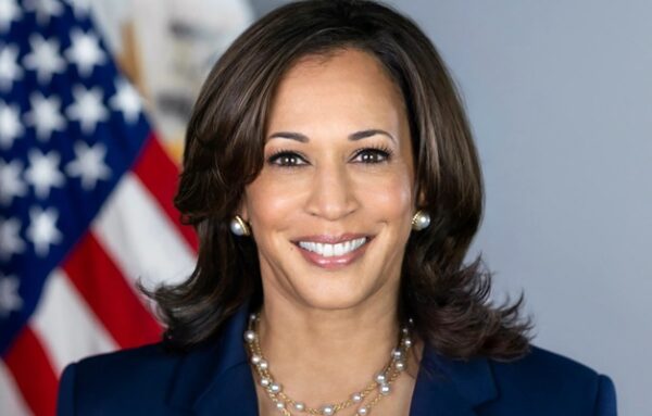 kamala harris formaliza sua disputa por candidatura a presidencia pelo partido democrata