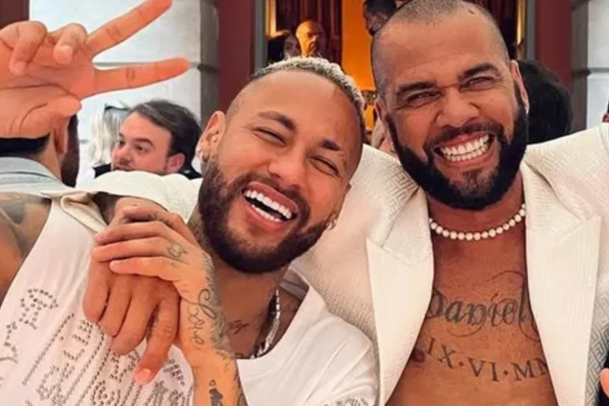 neymar e daniel alves 1976450