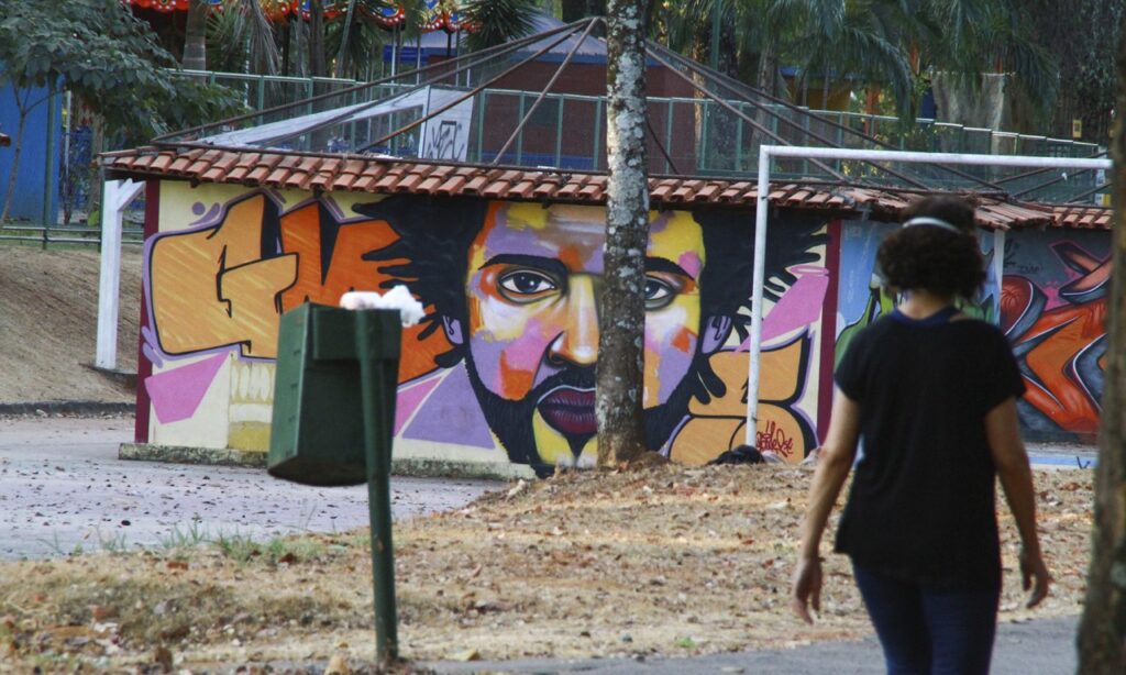 Cores revivem espaço público no Parque Mutirama e Bosque Botafogo em Goiânia