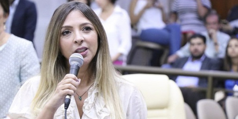 Lei proíbe empresas de cobrar religamento