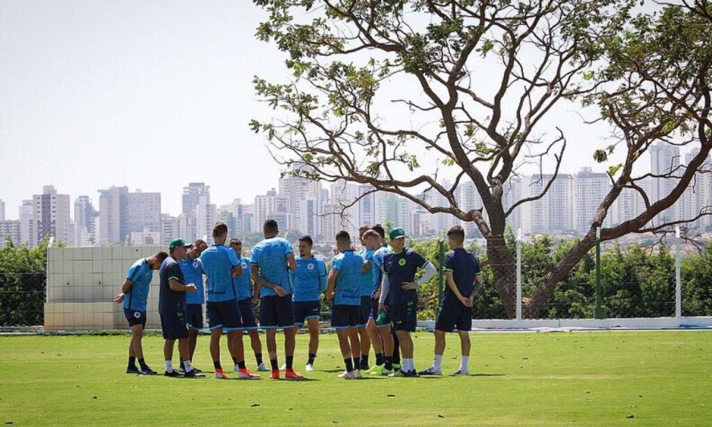 Goiás quer fechar bem o primeiro turno