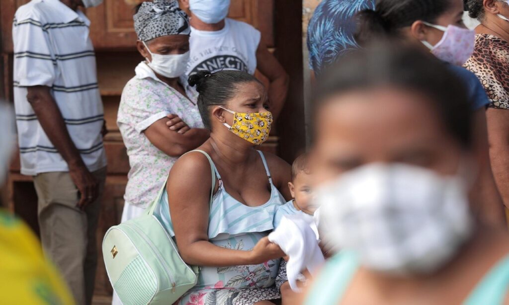 Uso obrigatório de máscaras deve valer em todo país