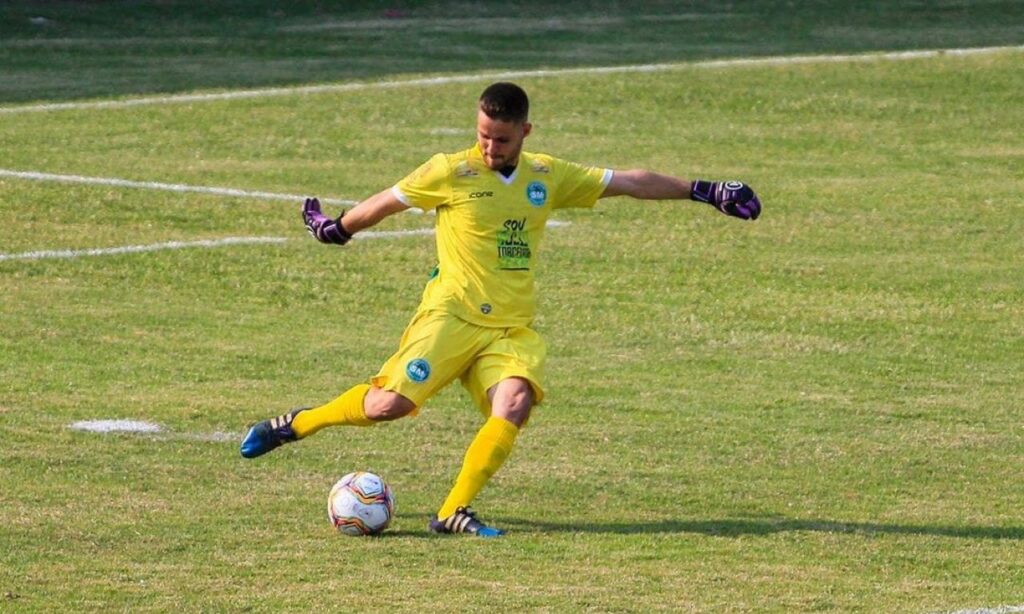 Jaraguá confirma contratação de goleiro e renovação de Rafael Caldeira