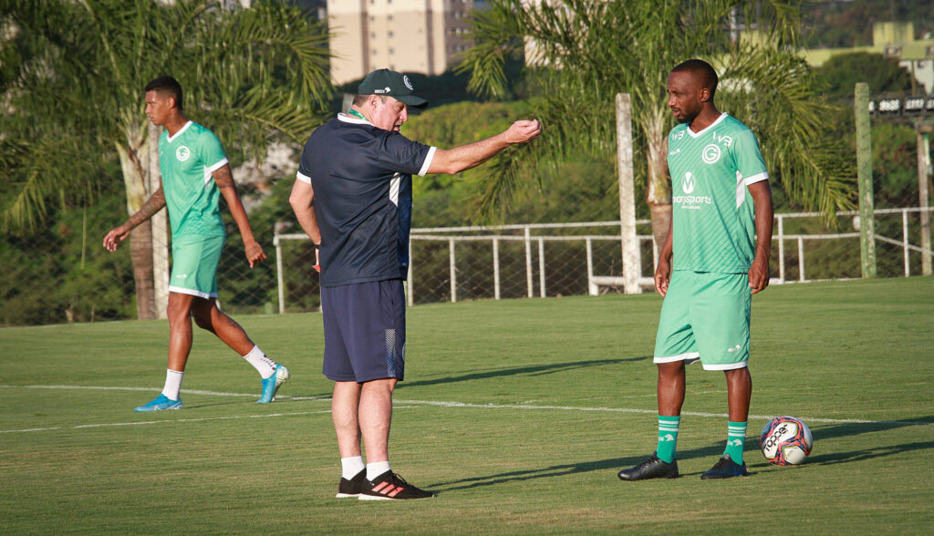 Goiás recebe Vasco e Pintado deve fazer mudanças na equipe