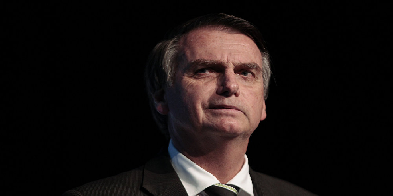 Jair Bolsonaro nega representar ameaça à democracia do país