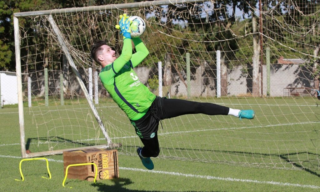 Tadeu revela ansiedade com início do Brasileirão: “Que chegue logo nossa estreia”