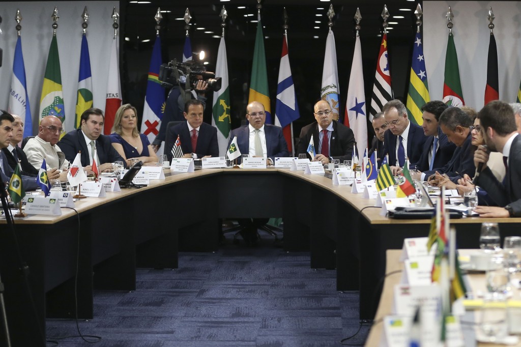 Estados pedem prerrogativa em PEC